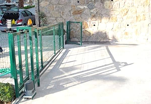 Metal Fence Gate manufacturer