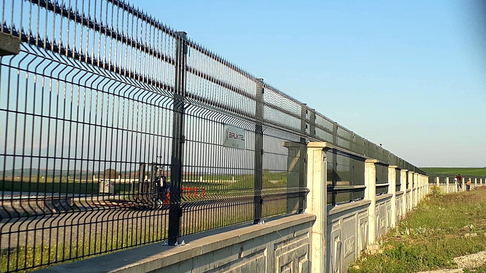 Çit Aksesuarları Hangileridir Çit Aksesuarları